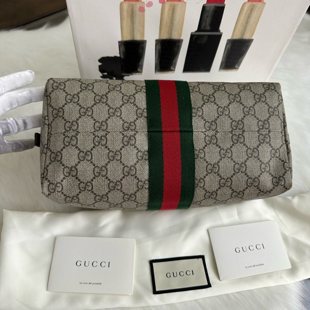 Auth GG Shelly Pouch - Picture 9 of 17